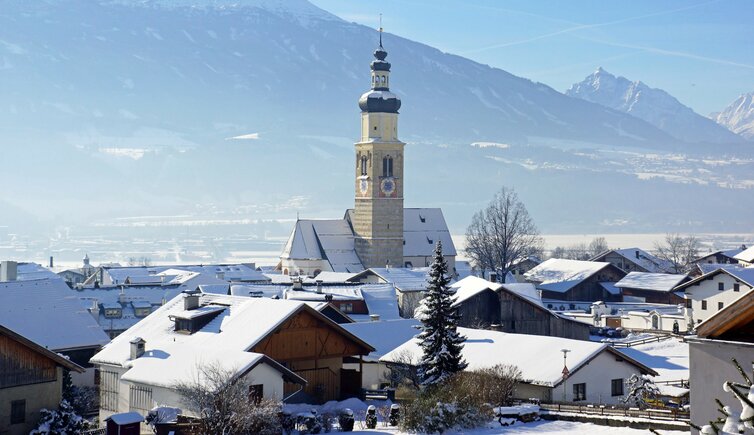 Thaur Winter Kirche