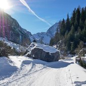 winterweg zur pinnisalm