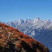 herbstlandschaft kellerjoch dahinter karwendel