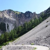 weg abfahrt von issjoechl richtung salzbergwerk hall fr