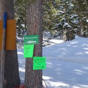 wegweiser wettersteinhuette winter abzweigung