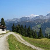 blick richtung fuerstalm gerlos von gerlosberg almen aus