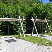 kinderspielplatz am rad wanderweg spertental ufer aschauer ache