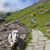 wegweiser wanderwege bei muttekopfhuette