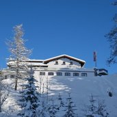 kufstein berghaus aschenbrenner winter