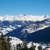 winter panorama ueber dem oberinntal blick richtung kauns und fendels