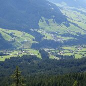 blick auf pillberg darober weerberg ortsteil ausserberg