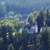 maria rast kirche hainzenberg