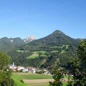 abfaltersbach mit spitzenstein in den lienzer dolomiten