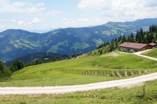 ausserkothkaseralm und blick auf wildschoenau fr